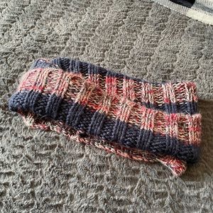 American Eagle Infinity scarf